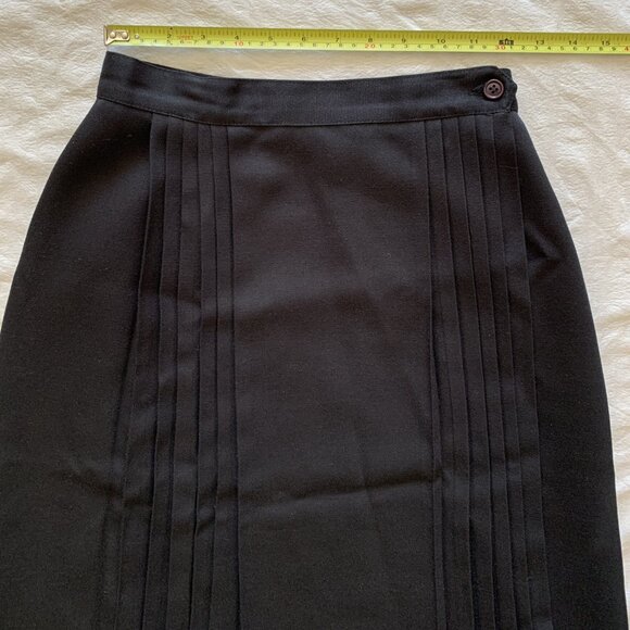 Women's Vintage Pleated Skirt by Fersten - Black - Size 8 - Made in Canada - Picture 9 of 9